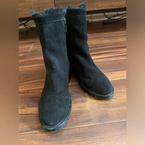 🌿SALE🌿AQUATALIA Cate Preppy Black Leather Boots Hidden Wedge Lined Italy 7M