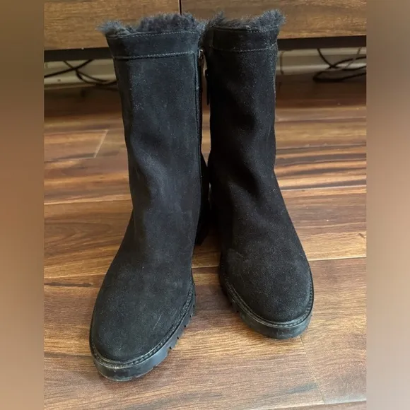 🌿SALE🌿AQUATALIA Cate Preppy Black Leather Boots Hidden Wedge Lined Italy 7M