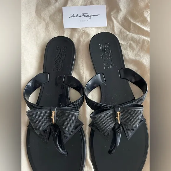 Salvatore Ferragamo “Bali” Bow Sandals - Size 8 - Made in Italy