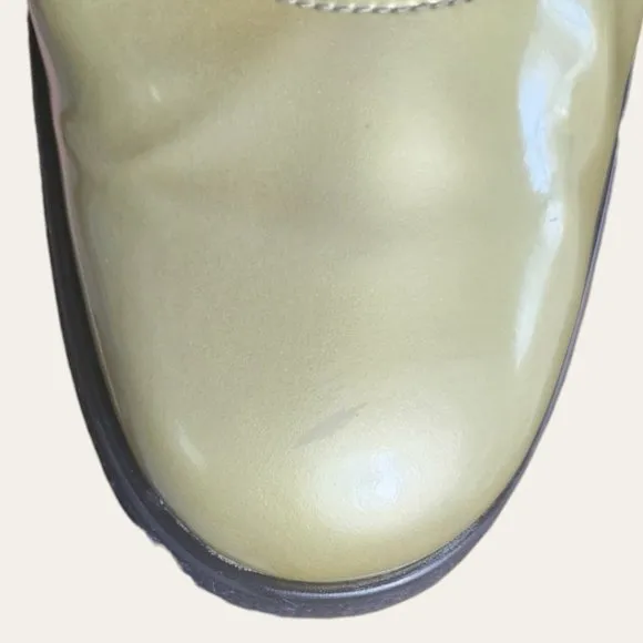 SALVATORE FERRAGOMO METALLIC Gold Genuine Patent Leather Size 9