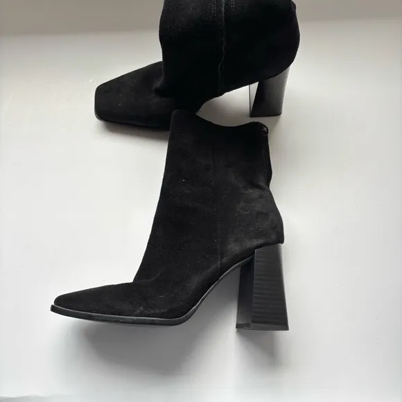 Sam Edelman IVETTE ANKLE BOOTIE Suede Black Sz 6