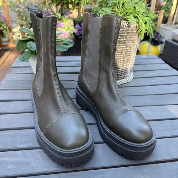 SAM EDELMAN NWOT Genuine leather Wellington Alpine Green Chelsea Boots 8.5