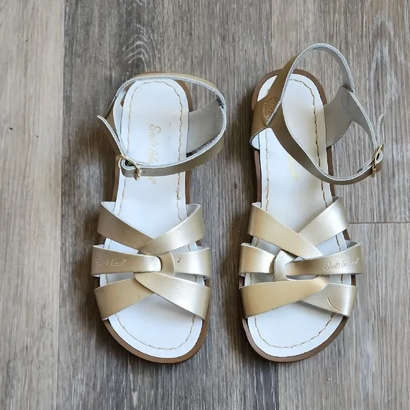 Sandal Big kid 5 &amp; Women 7 - Gold