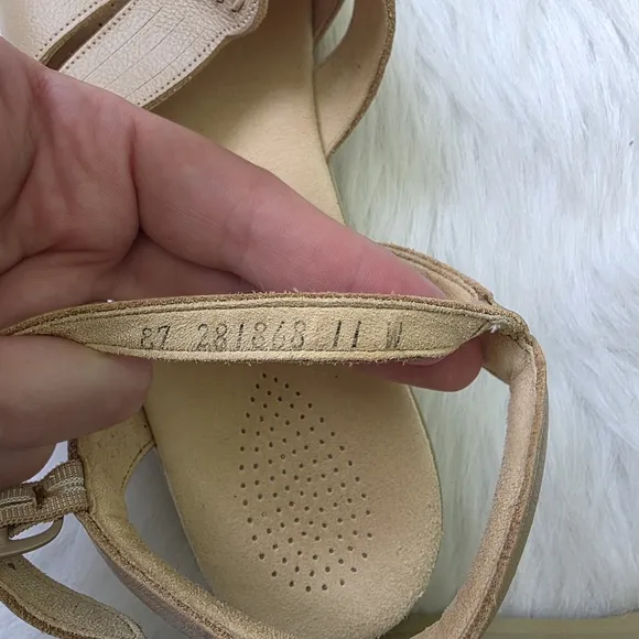 SAS $150 Huarache Quarter Strap Beige Sandals Size 11W