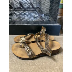 SAS Pampa Sandals 9 M Brown Gold Strappy Leather Ankle Strap Toe Loop Buckle