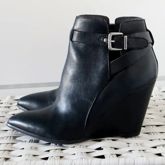 Seychelles Anthropologie Black Leather Pointy Toe Wedge Heel Ankle Boots Booties