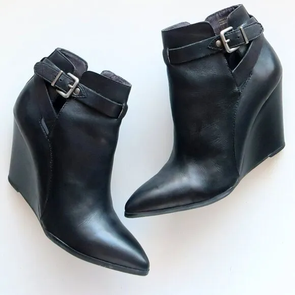 Seychelles Anthropologie Black Leather Pointy Toe Wedge Heel Ankle Boots Booties
