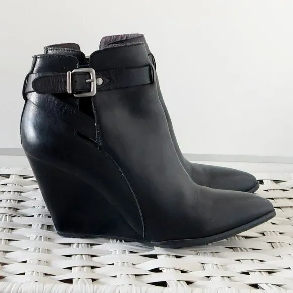 Seychelles Anthropologie Black Leather Pointy Toe Wedge Heel Ankle Boots Booties