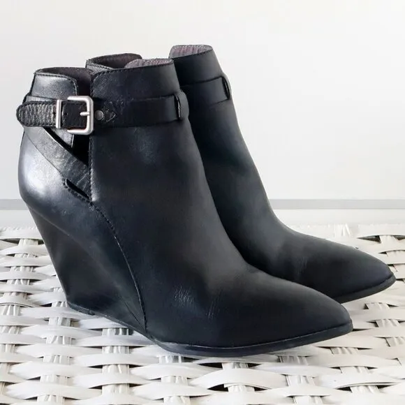 Seychelles Anthropologie Black Leather Pointy Toe Wedge Heel Ankle Boots Booties