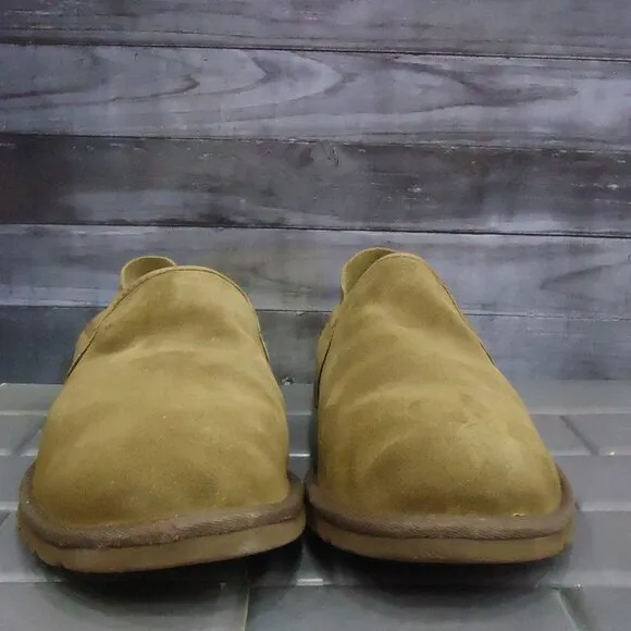 SIZE 10. Ugg Cooke suede slipper loafers shoes.