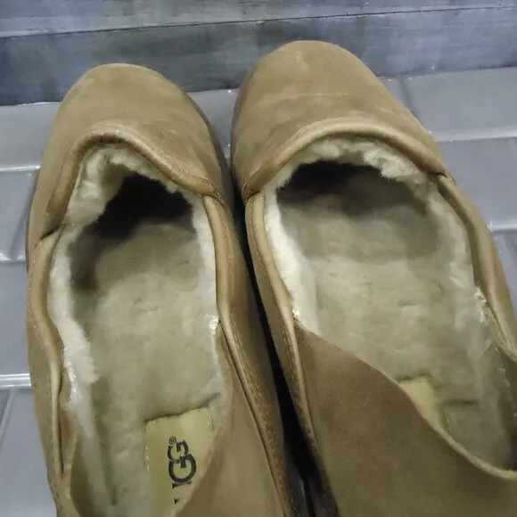 SIZE 10. Ugg Cooke suede slipper loafers shoes.
