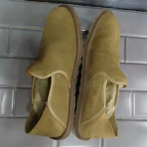 SIZE 10. Ugg Cooke suede slipper loafers shoes.
