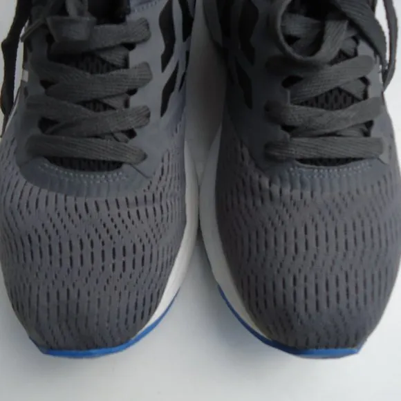 SIZE 11.5. ASICS Men's Gel-Flux 5 Running Shoes.