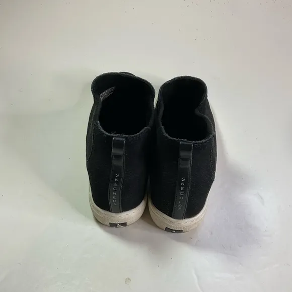 Skechers Goldie Never Tell Hidden Wedge Suede Slip On Boots Size 8.5