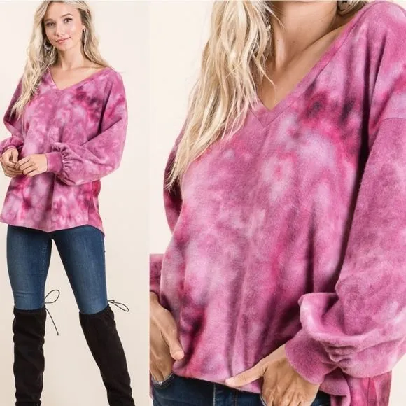 Soft Magenta V-Neck Tie Dye Top