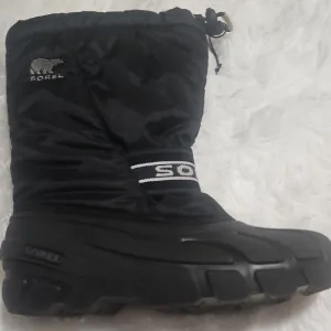 Sorel Black Rain &amp; Snow Boots with Insulated Fabric and Rubber Sole