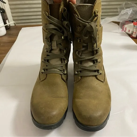 Sorel Emelie™ Genuine Waterproof Leather Conquest Combat Style Boot Size 7