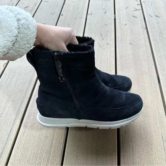 Sorel Explorer Side Zip Suede Black Boots Waterproof Faux Fur Lined Size 7 Women