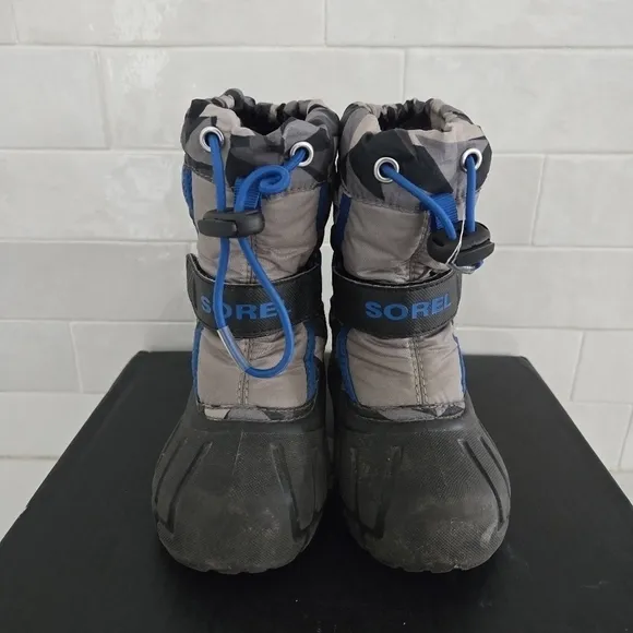 Sorel Flurry Insulated Waterproof Winter Snow Boot Boys Black Blue Size 6 NV2655