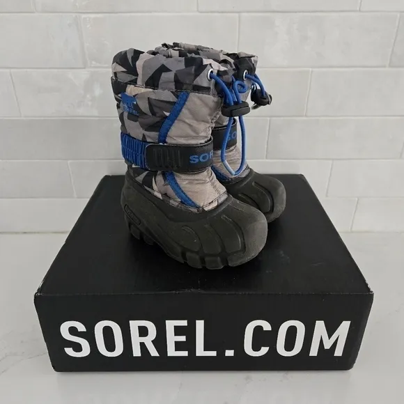 Sorel Flurry Insulated Waterproof Winter Snow Boot Boys Black Blue Size 6 NV2655