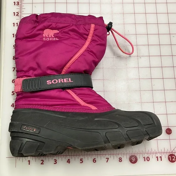 SOREL Girl's Youth &quot;Flurry&quot; Winter Drawstring Snow Boots Deep Blush SZ 6 Big Kid