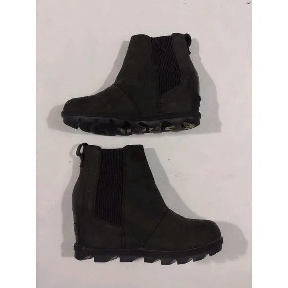 Sorel Joan of Arc Wedge II Chelsea Bootie Boots Size 8 Black Pull On Leather