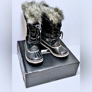 SOREL JOAN OF ARCTIC Waterproof Black Stone Boots (Size 9)**NIB*NEW IN BOX!🎁**