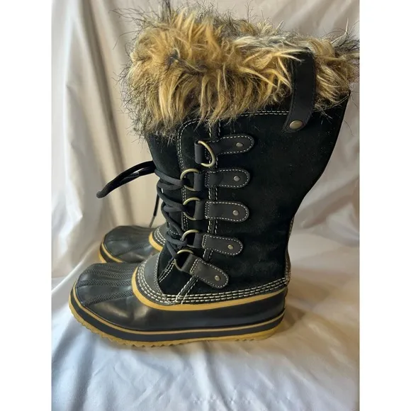 Sorel, Joan of Arctic, Women’s‎ Snow Boots. Black leather and faux fur. Size 7