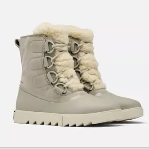Sorel Joan Of Arctic Lite Boots size 11Brand new never worn before! New