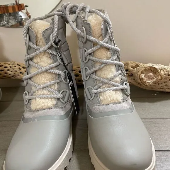Sorel Joan Of Arctic Lite Boots size 11Brand new never worn before! New