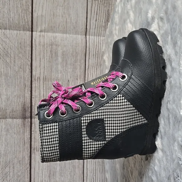 Sorel Lexie Wedgie Black/White Waterproof Winter Boots, Little Girls Size 1, NWT