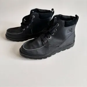 SOREL Madson Black Waterproof Boots Size 4