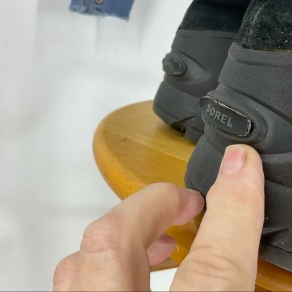 Sorel snow angel laceup waterproof winter boots with faux fur lining in black 10