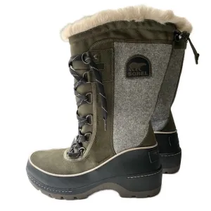 Sorel- Tivioli III waterproof women’s tall boots in green and black- 9.5