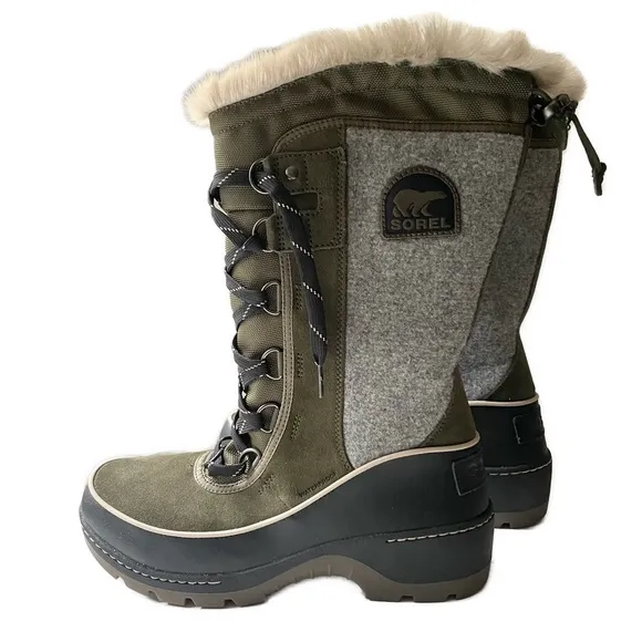 Sorel- Tivioli III waterproof women’s tall boots in green and black- 9.5
