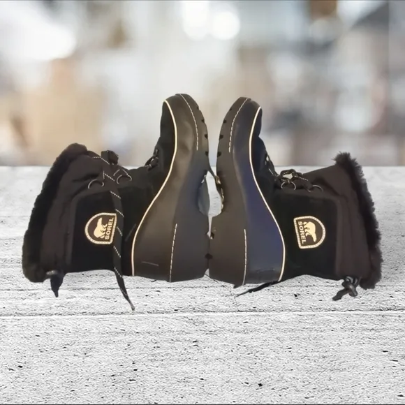 Sorel tivoli lll snow boots size 7.5