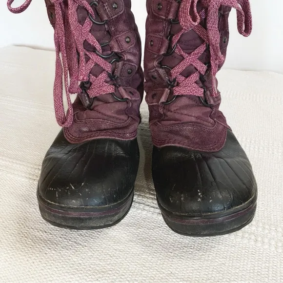 SOREL Tofino II Purple Dahlia Rosewater color Winter Boots Faux fur Kids size 6