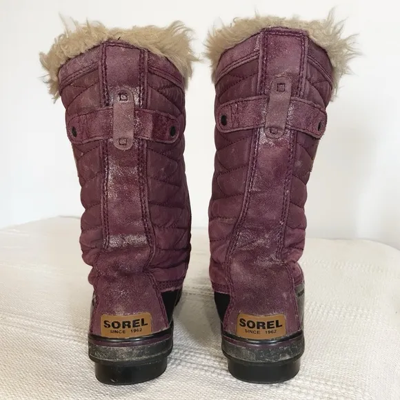 SOREL Tofino II Purple Dahlia Rosewater color Winter Boots Faux fur Kids size 6