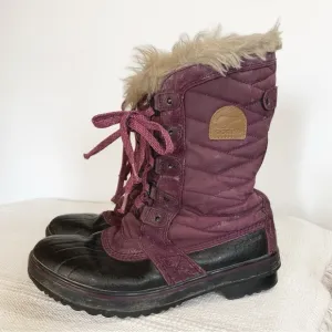 SOREL Tofino II Purple Dahlia Rosewater color Winter Boots Faux fur Kids size 6