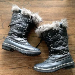 Sorel Tofino ll winter faux lined winter boots quilted shaft waterproof woman 7