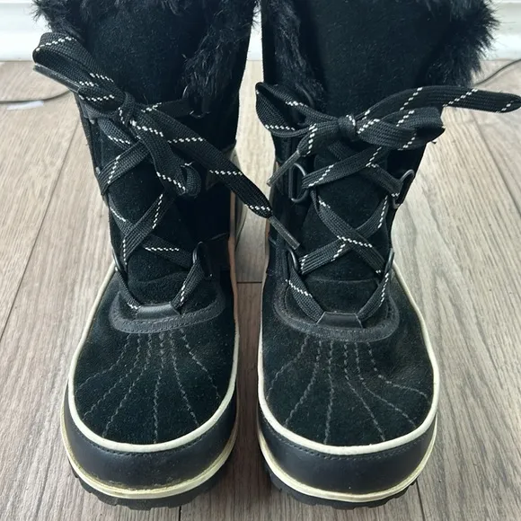 Sorel Women Boots Tivoli II Waterproof Suede Leather lace up boots 7