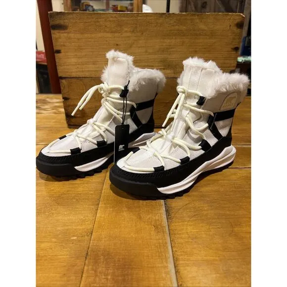 Sorel Women Ona RMX Glacy Boots Waterproof Insulated Snow Sea Salt/Blk 7.5 New
