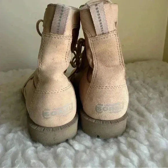 Sorel Women’s Caribou OTM Natural Combat Winter Boots Size 8