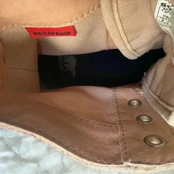 Sorel Women’s Caribou OTM Natural Combat Winter Boots Size 8
