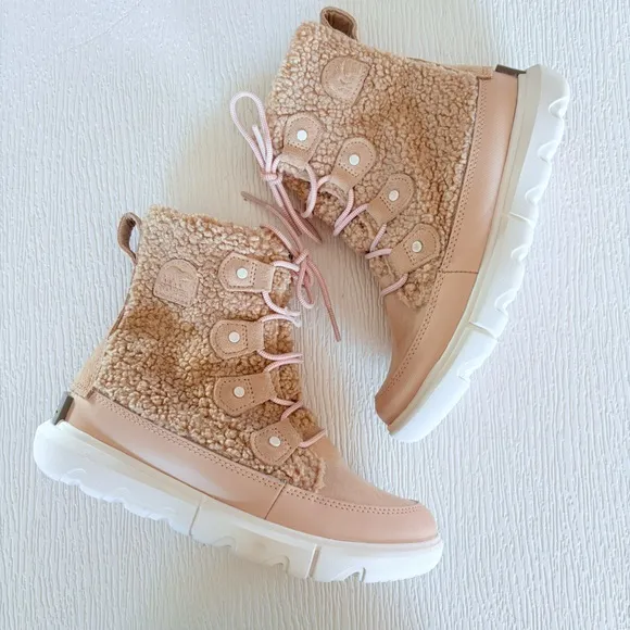 Sorel Women's Explorer II Joan Cozy Boots in Nova Sand/Sea Salt Tan 7.5 nwt