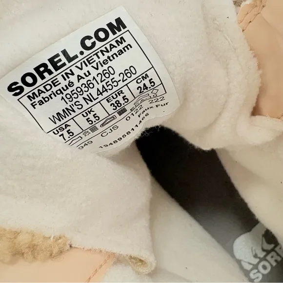 Sorel Women's Explorer II Joan Cozy Boots in Nova Sand/Sea Salt Tan 7.5 nwt