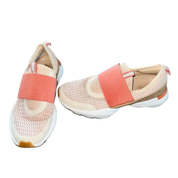 Sorel Women's Kinetic Impact Strap Shoes in Peach