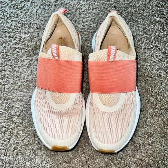 Sorel Women's Kinetic Impact Strap Shoes in Peach