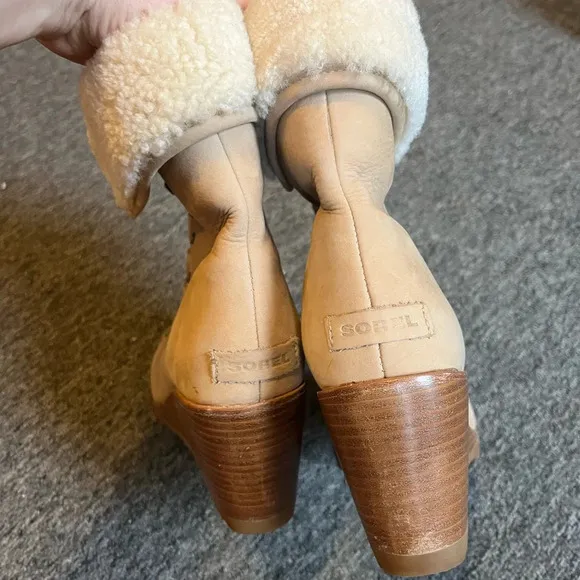 Sorel Women's Leather After Hours Lace Shearling Boots Size 9 Cream