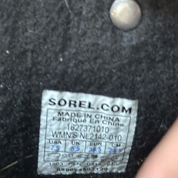SOREL WOMEN'S JOAN OF ARCTIC KNIT Black Boots size 7.5 Gently Used or nwot